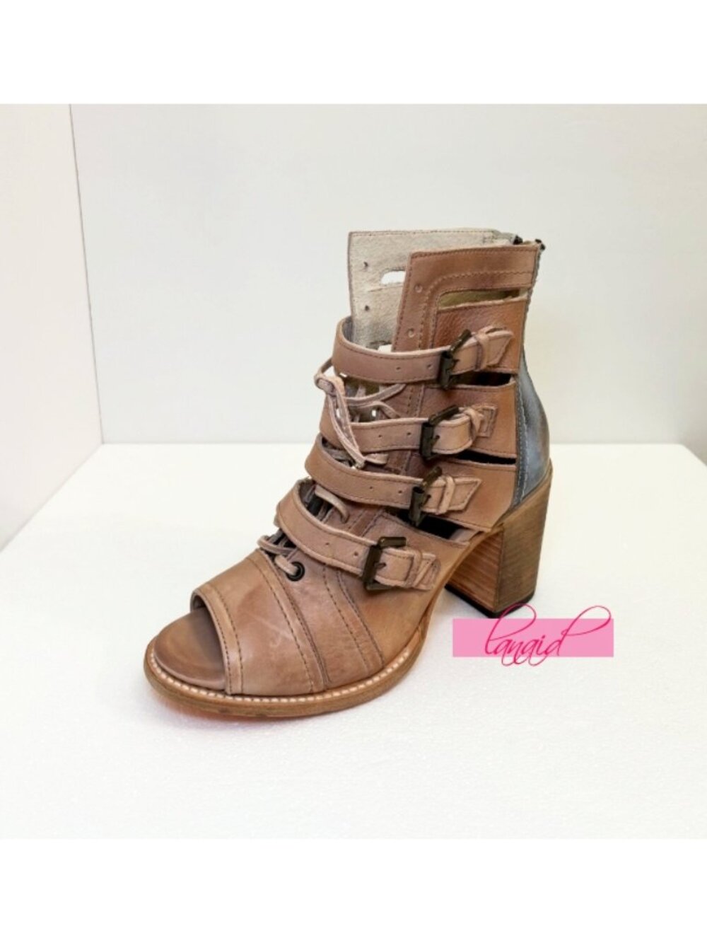 Freebird Braeden Blush Leather Tan Distressed Edgy Buckles Low Heel Sandals 10 - Picture 7 of 16